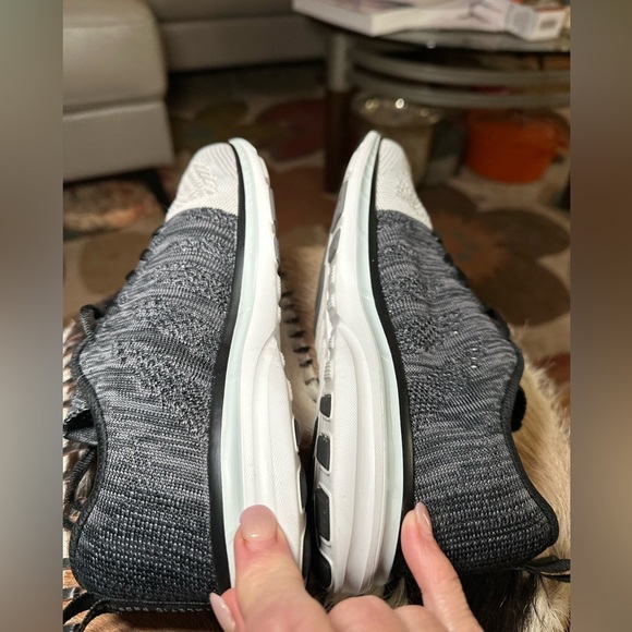 APL Women's Techloom Pro in White/Black/Cosmic Grey - Size 7 EUC - Picture 5 of 8